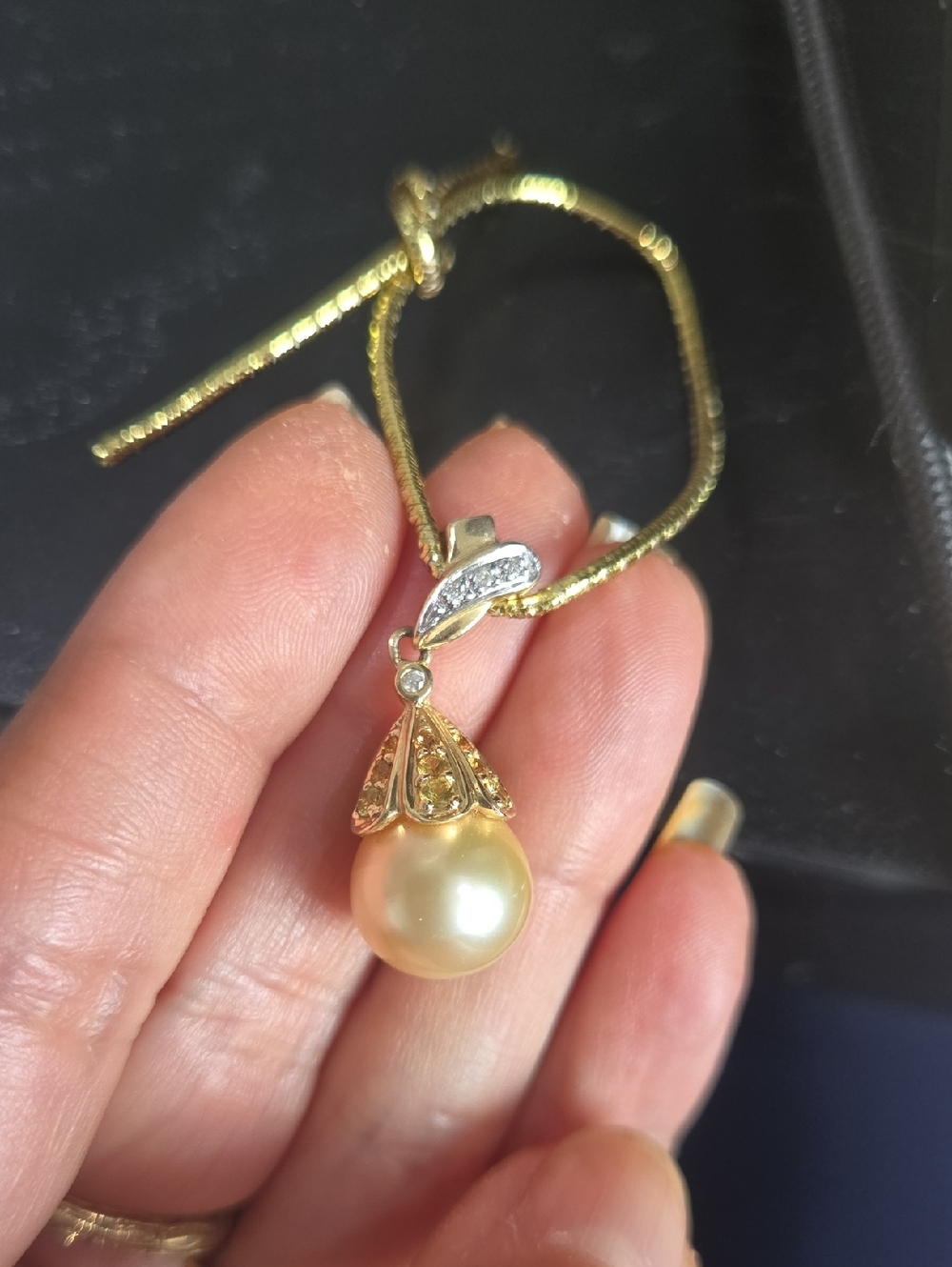 14kt Golden South Sea Pearl Pendant - Picture 3 of 10
